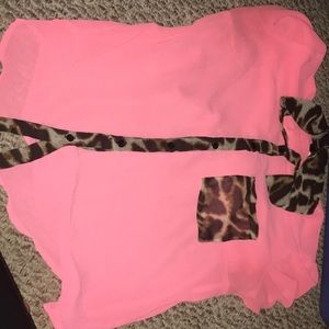 A nice peach color long sleeve business shirt